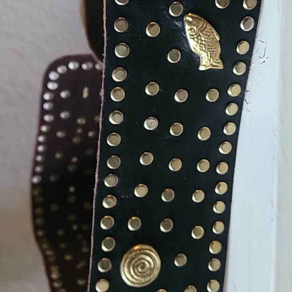 * Vintage Belt with Brass Details - Picture 5 of 7